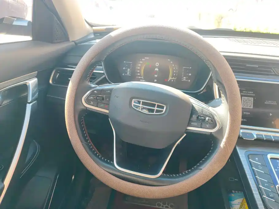 Geely Boyue — миниатюра 15