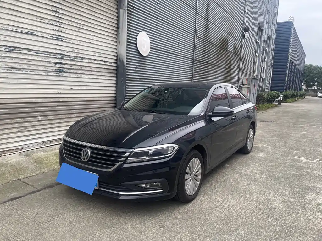 Купить Volkswagen Lavida