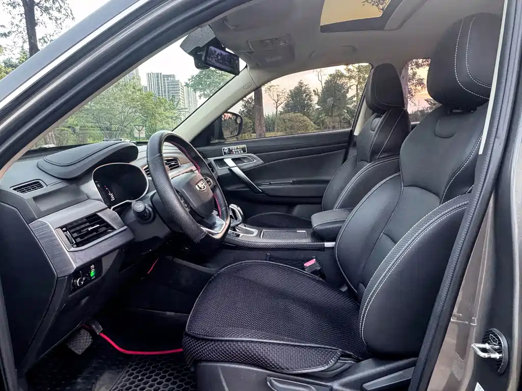Geely Boyue — миниатюра 10