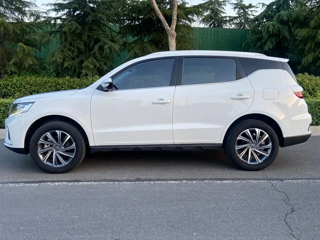 Geely Vision X6 — миниатюра 17