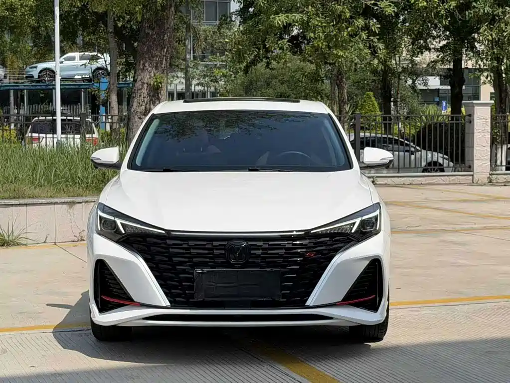 Changan Eado — миниатюра 2