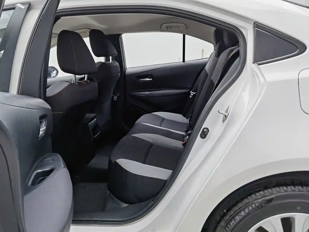 Toyota Corolla — миниатюра 15
