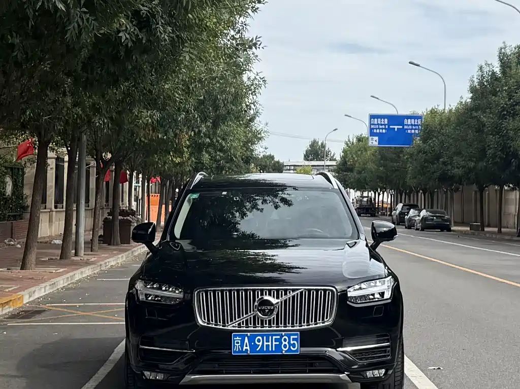 Volvo XC90 — миниатюра 2