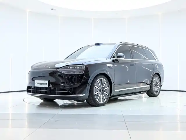 AITO ASK THE WORLD M9 2025