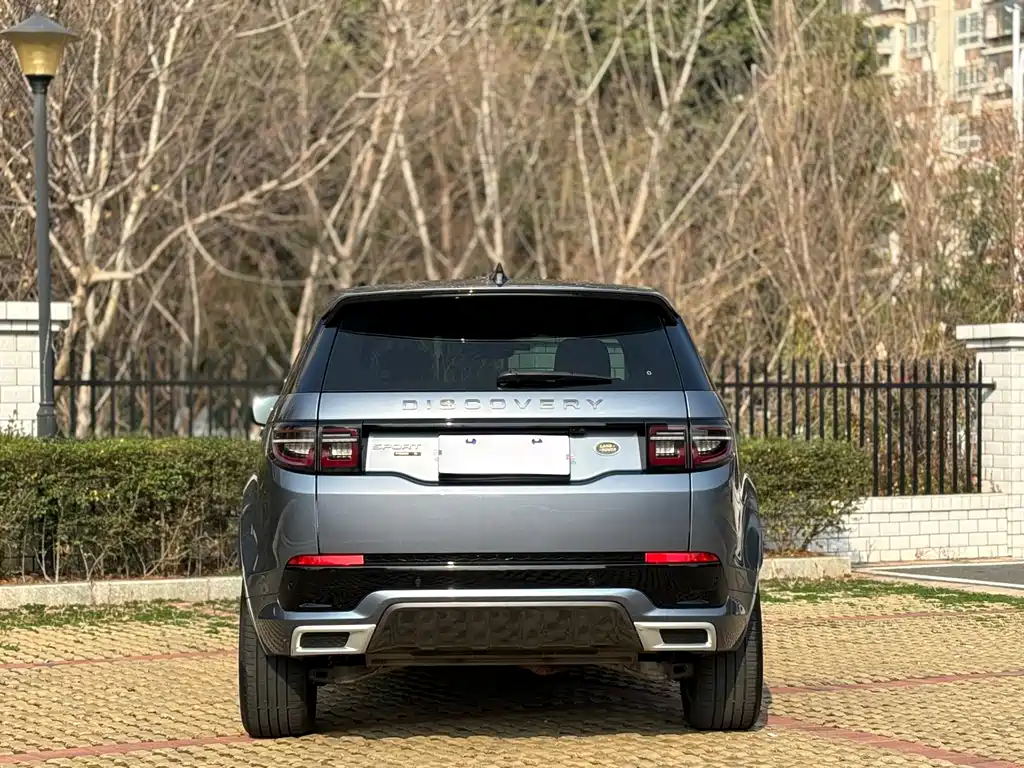 LAND ROVER DISCOVER SPORTS