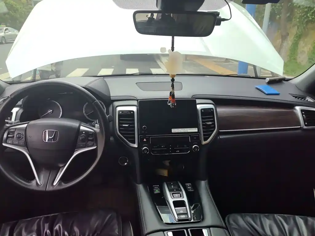 Honda UR-V — миниатюра 10