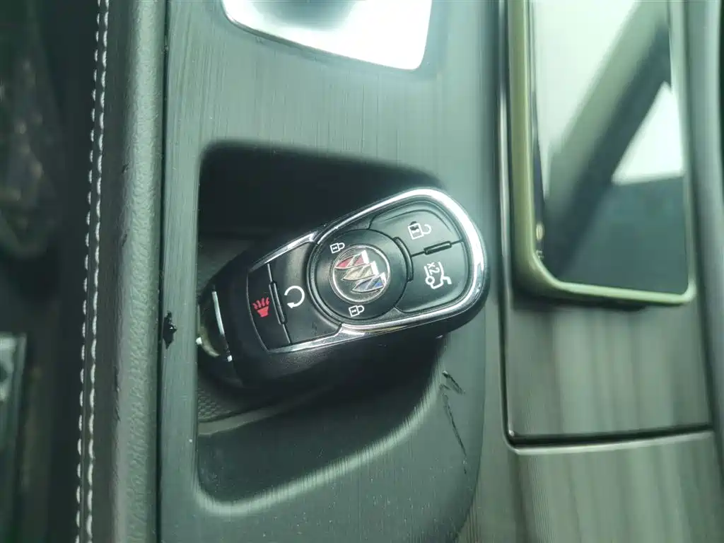 Buick LaCrosse 2022 652T Luxury