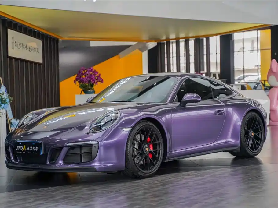 Porsche 911 2017 Carrera 4 GTS 3.0T