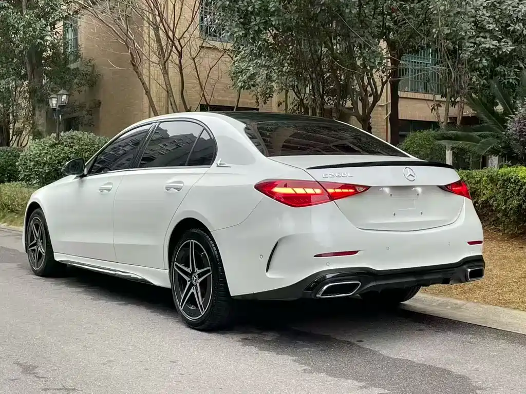 MERCEDES-BENZ C CLASS