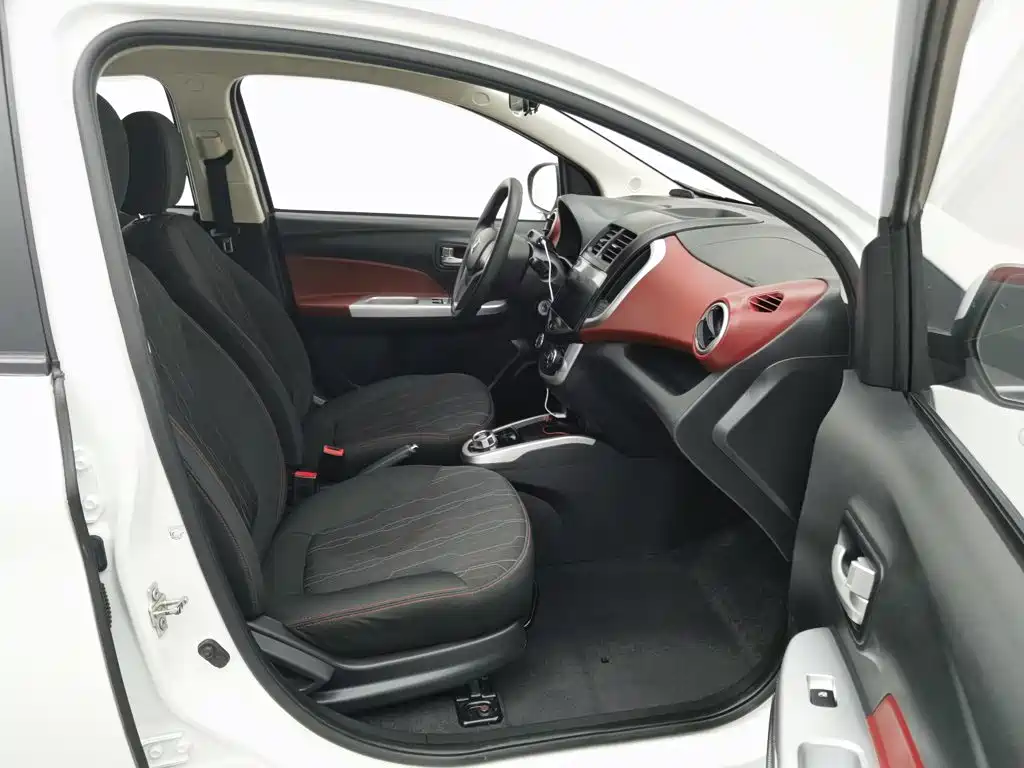 Changan EV — миниатюра 23