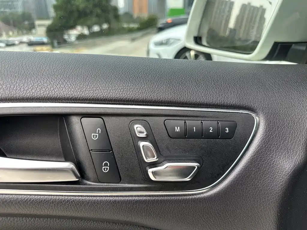 Mercedes-Benz B-Class — миниатюра 16