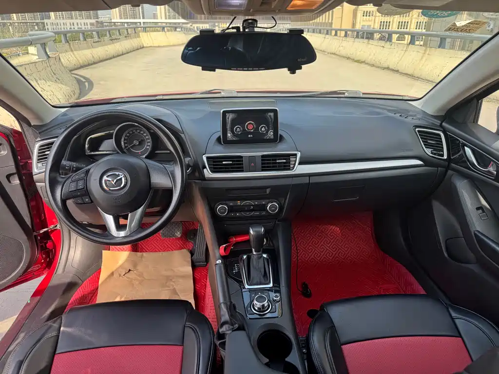 Mazda 3 Axela — миниатюра 10