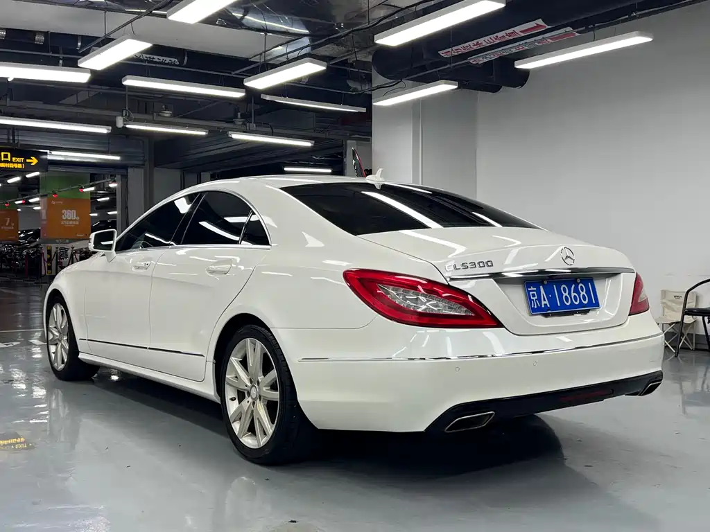 Mercedes-Benz CLS 2012 CLS 300 CGI