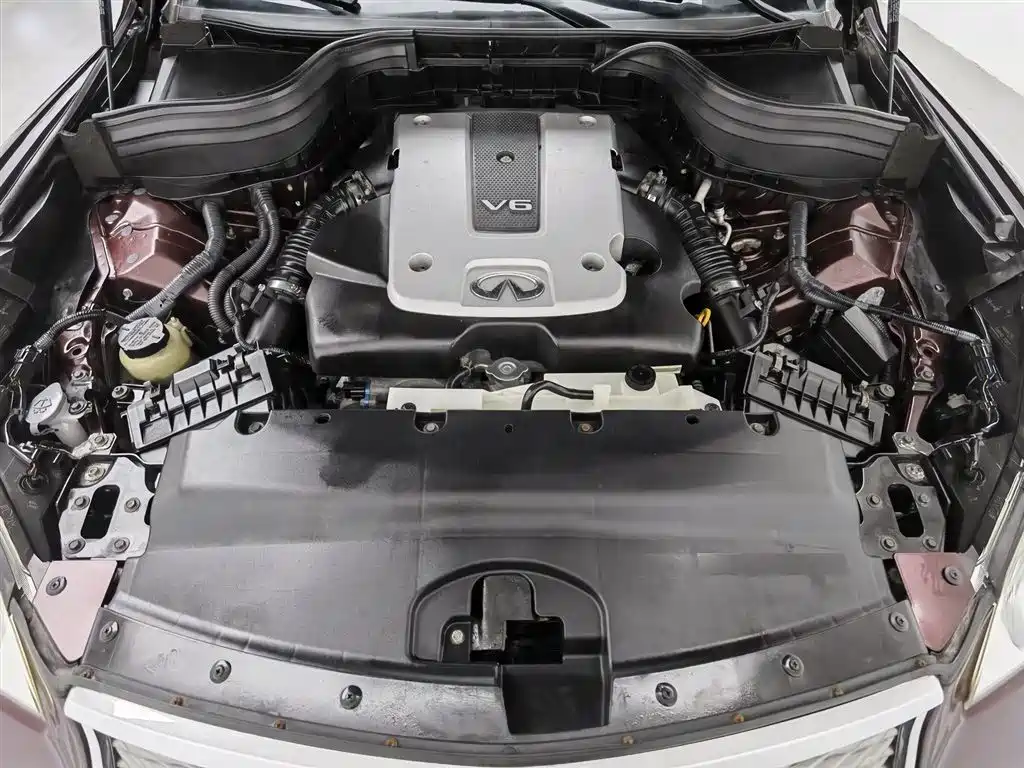 Infiniti QX50 2015 2.5L Enjoy