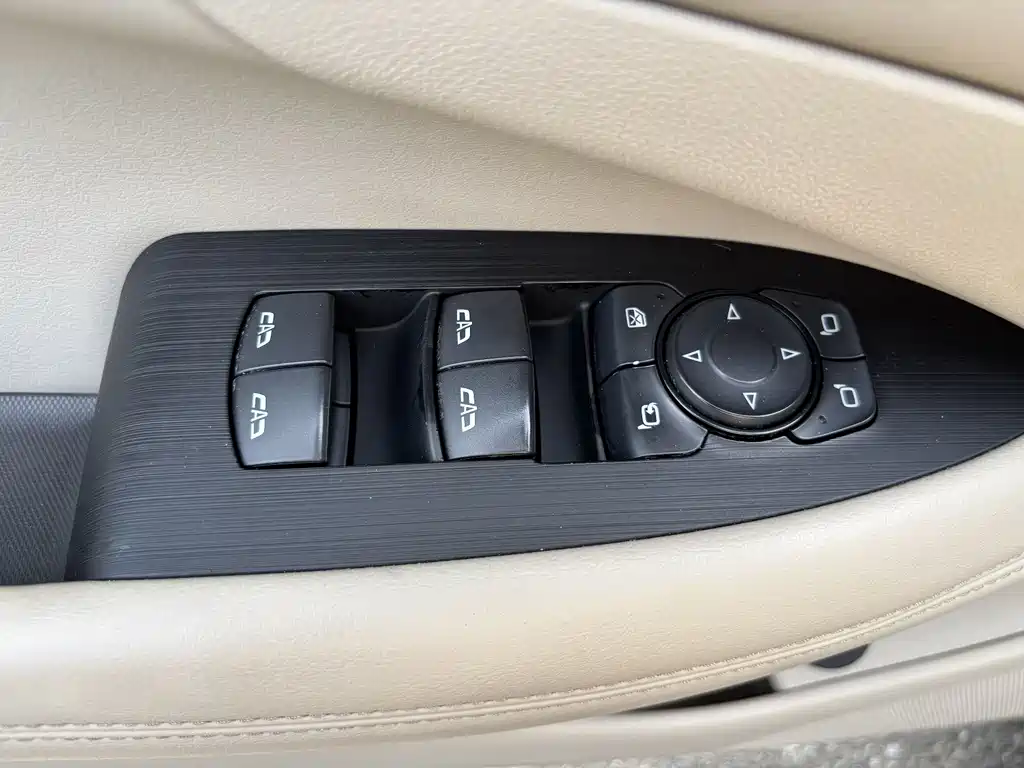 Buick LaCrosse — фотографии объявления, Фото 14