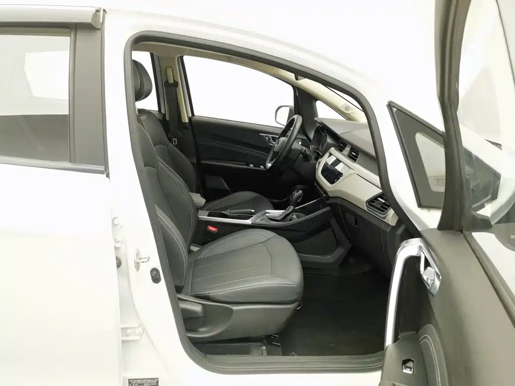 Geely Vision X3 — миниатюра 23