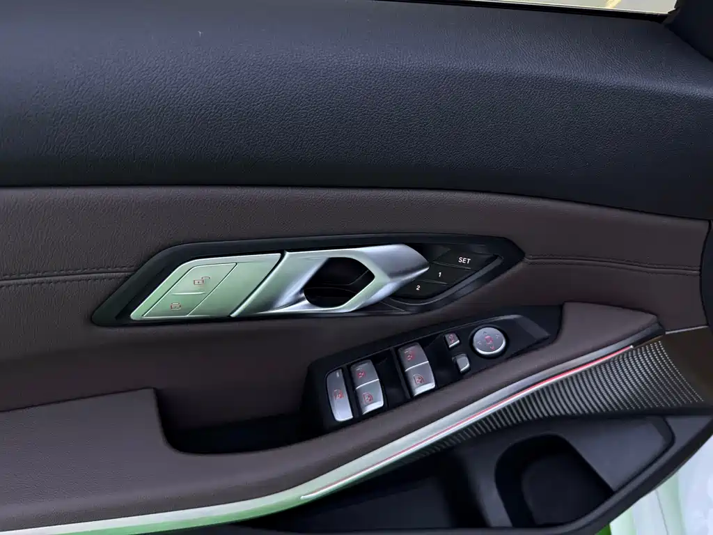 BMW 3 Series — миниатюра 15