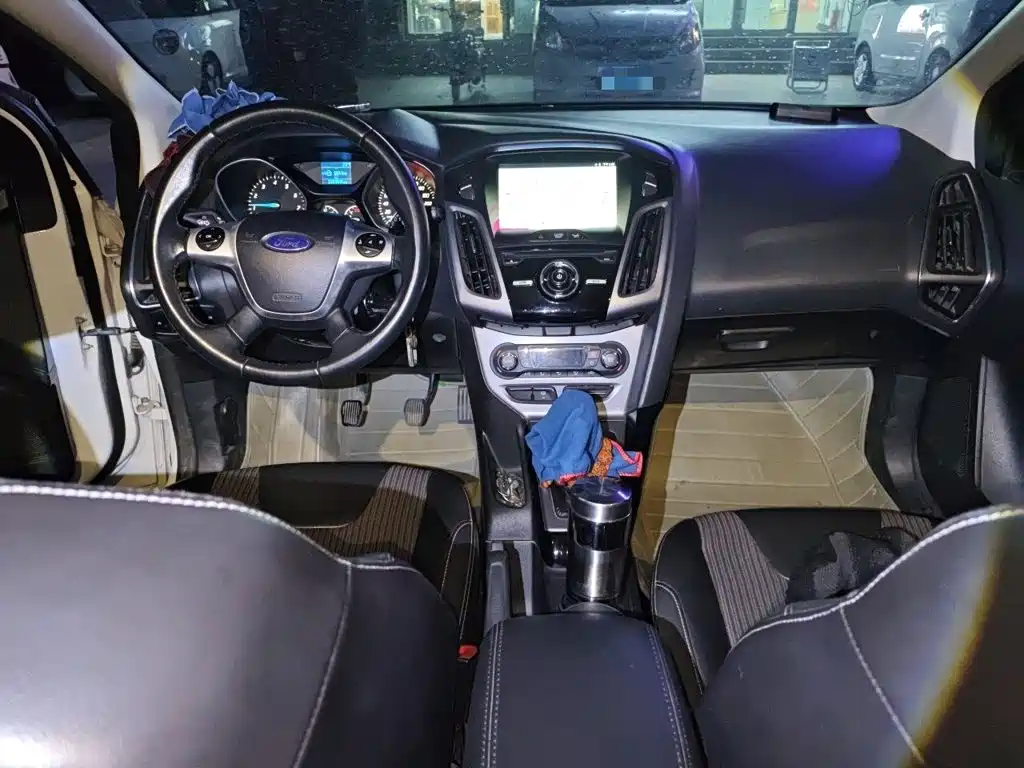 Ford Focus — миниатюра 5