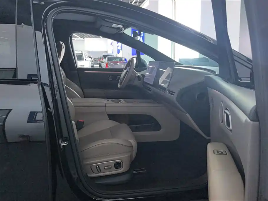 Li Auto i6 2025 Standard