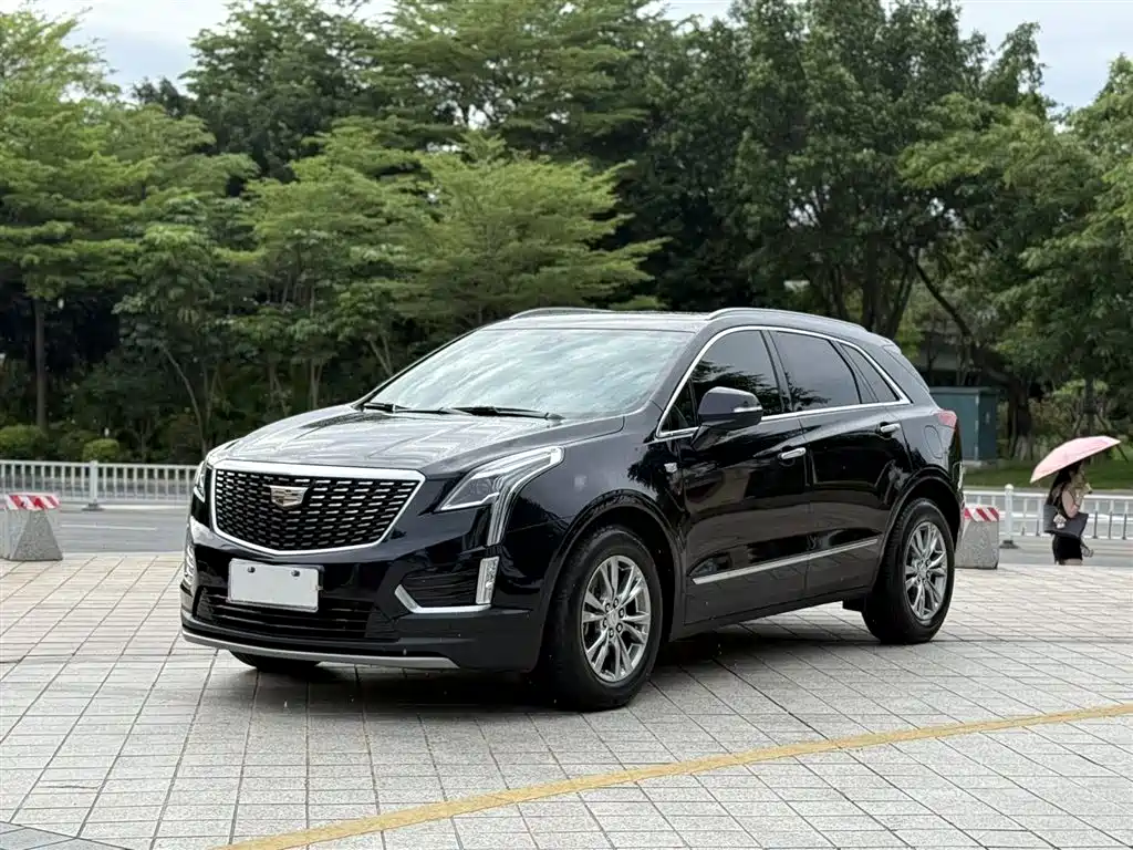 Купить Cadillac XT5