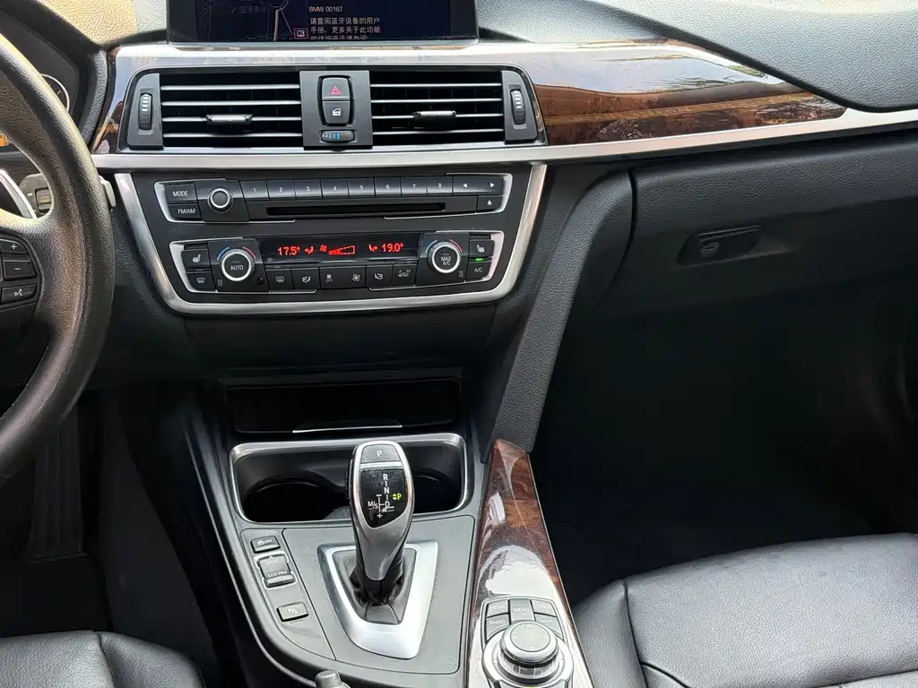 BMW 3 Series — миниатюра 9