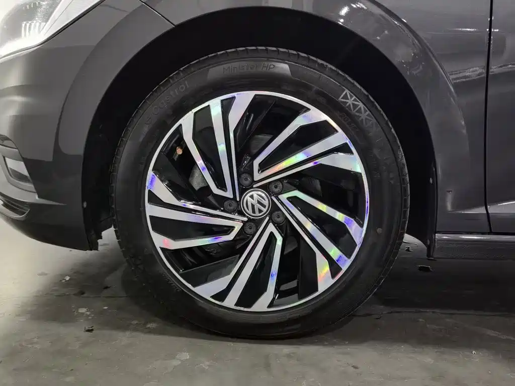 Volkswagen Sagitar — миниатюра 17