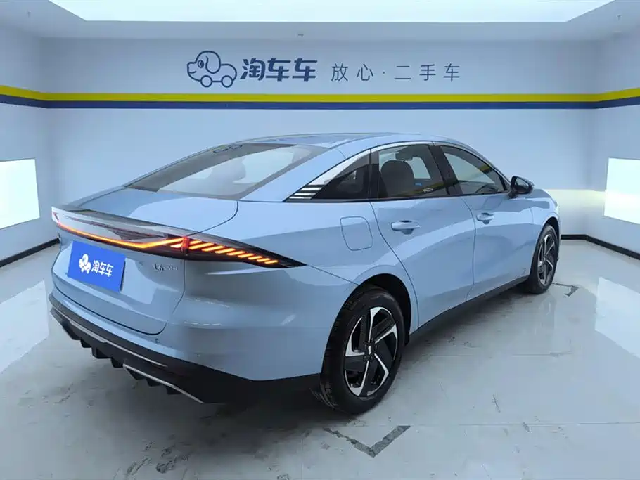 GEELY GALAXY GALAXY L6