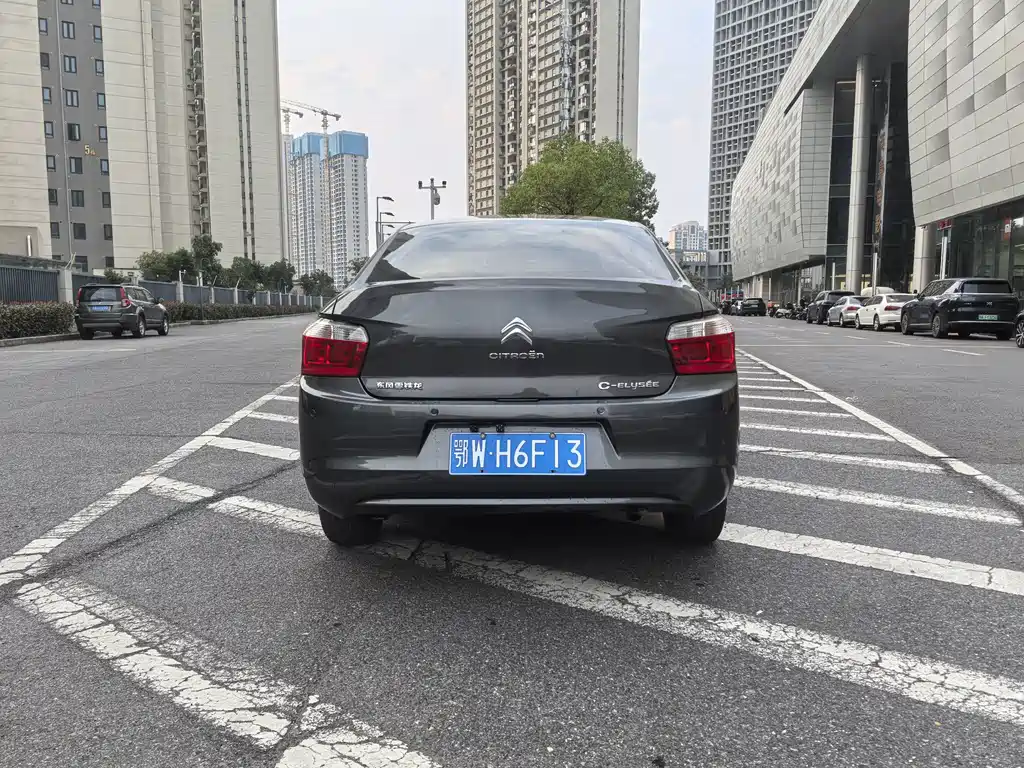 Citroen Elysee — миниатюра 5