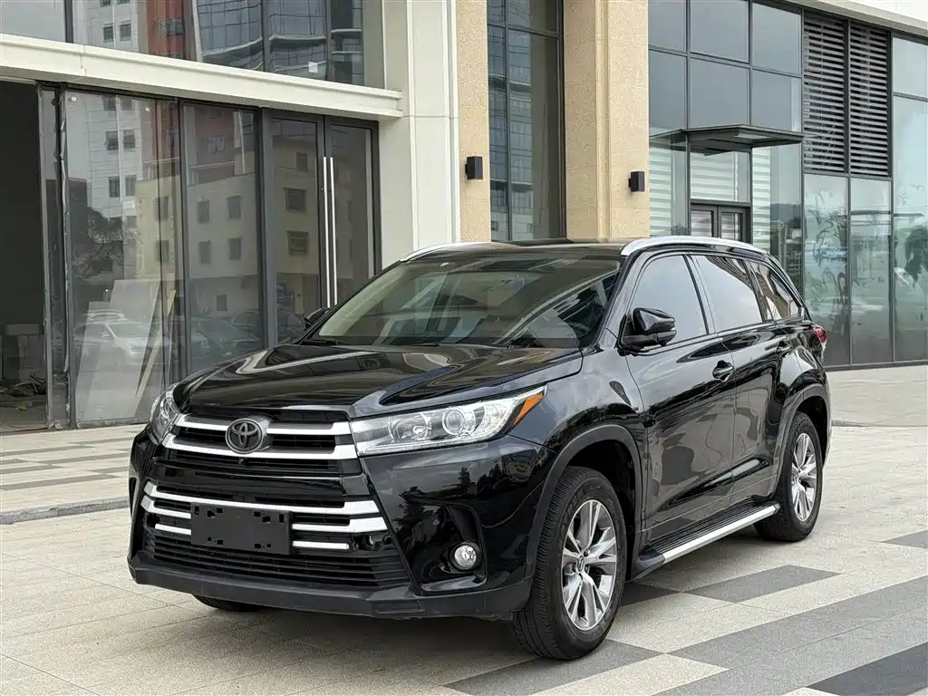 Toyota Highlander 2020