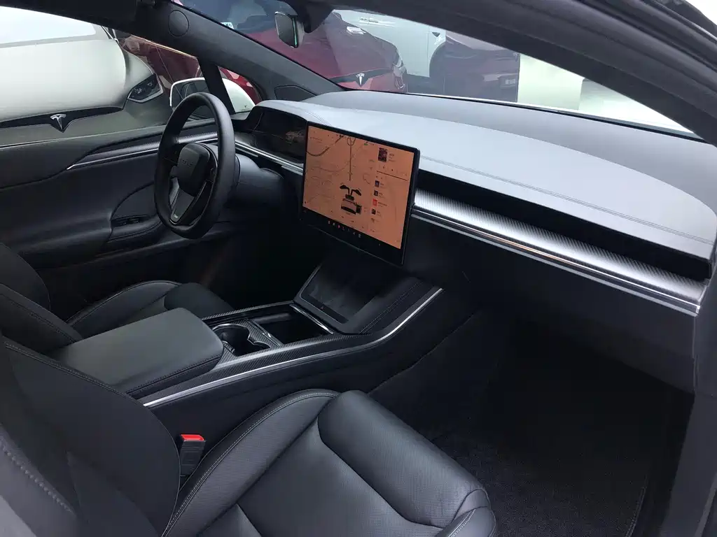 Tesla Model X — фотографии объявления, Фото 13