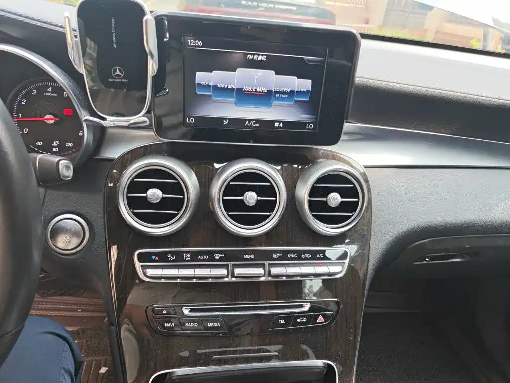 Mercedes-Benz GLC — миниатюра 14