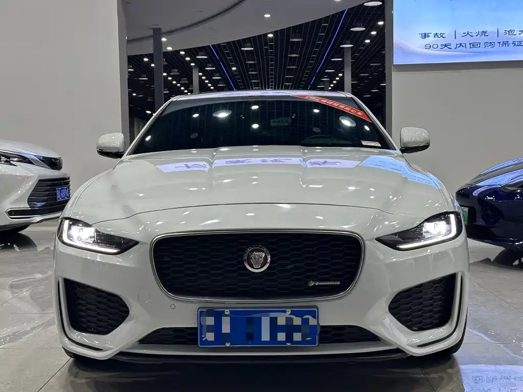 Jaguar XEL 2021 2.0T 200PS R-DYNAMIC Sport