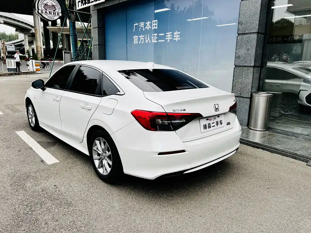 Honda Civic — миниатюра 4