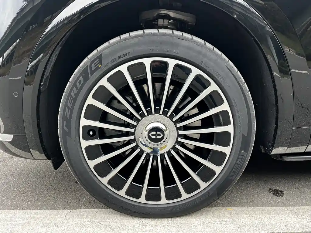 AITO ASK THE WORLD M7