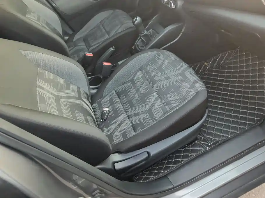 Nissan Kicks — миниатюра 8