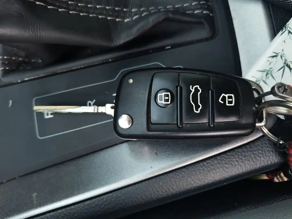 Audi Q3 — миниатюра 12