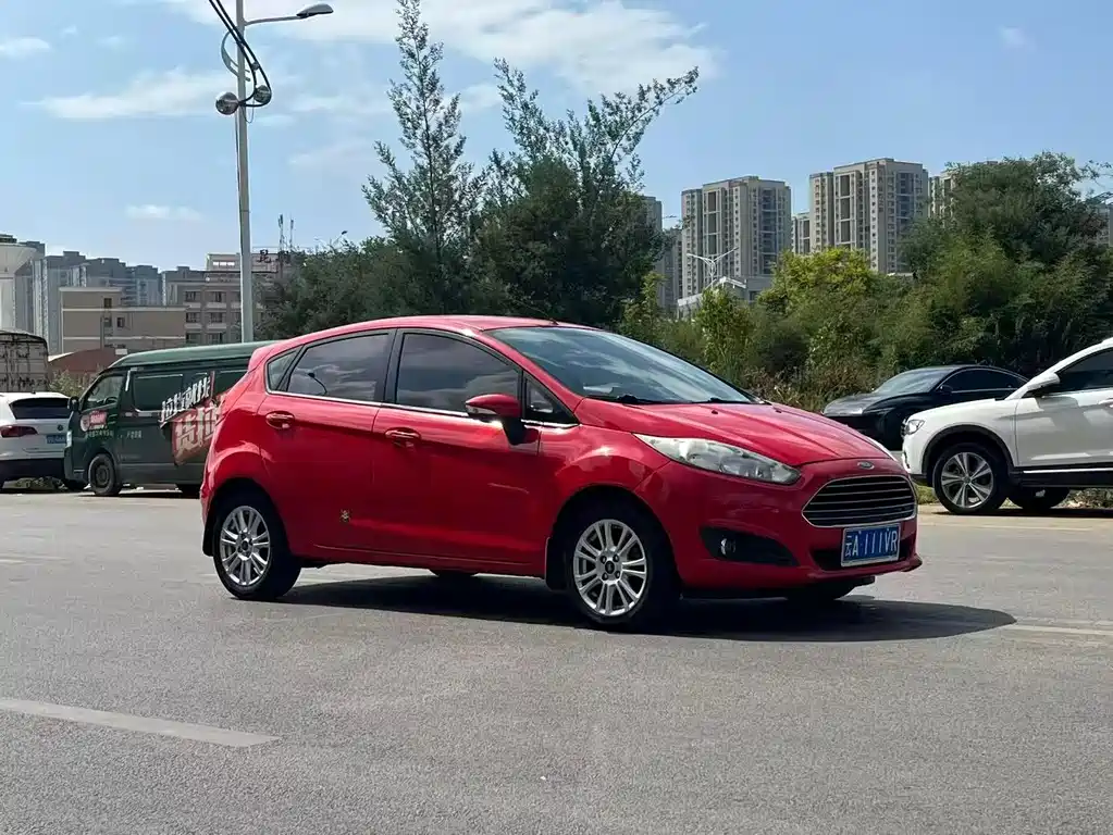 Ford Fiesta — миниатюра 2