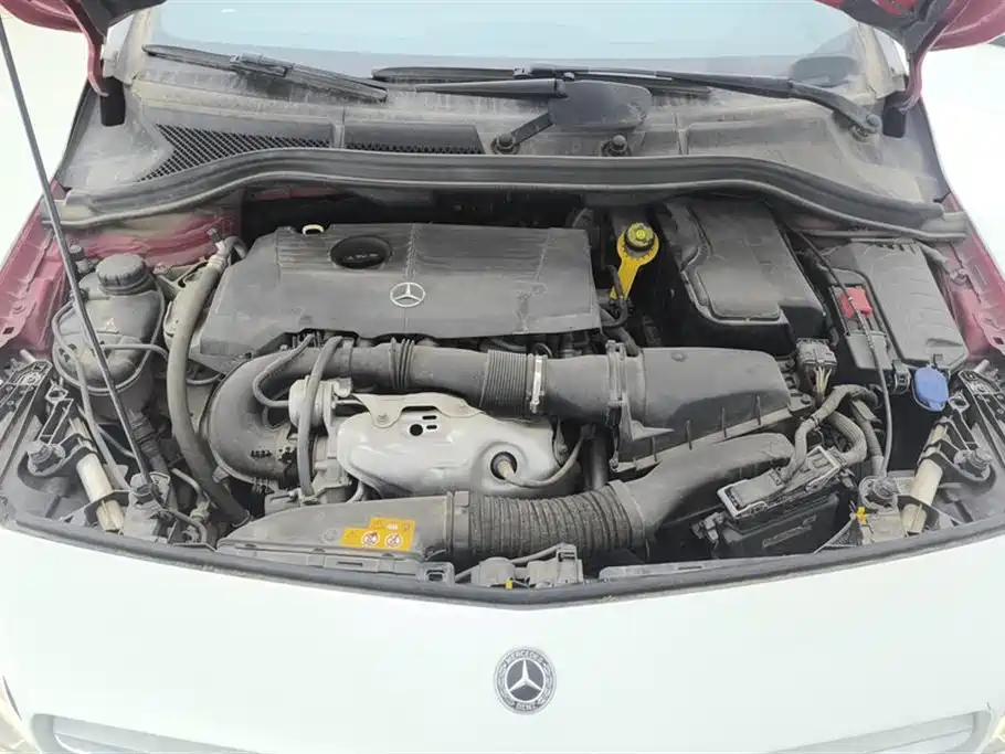 MERCEDES-BENZ B CLASS