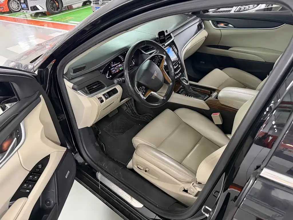 Cadillac XTS — миниатюра 4
