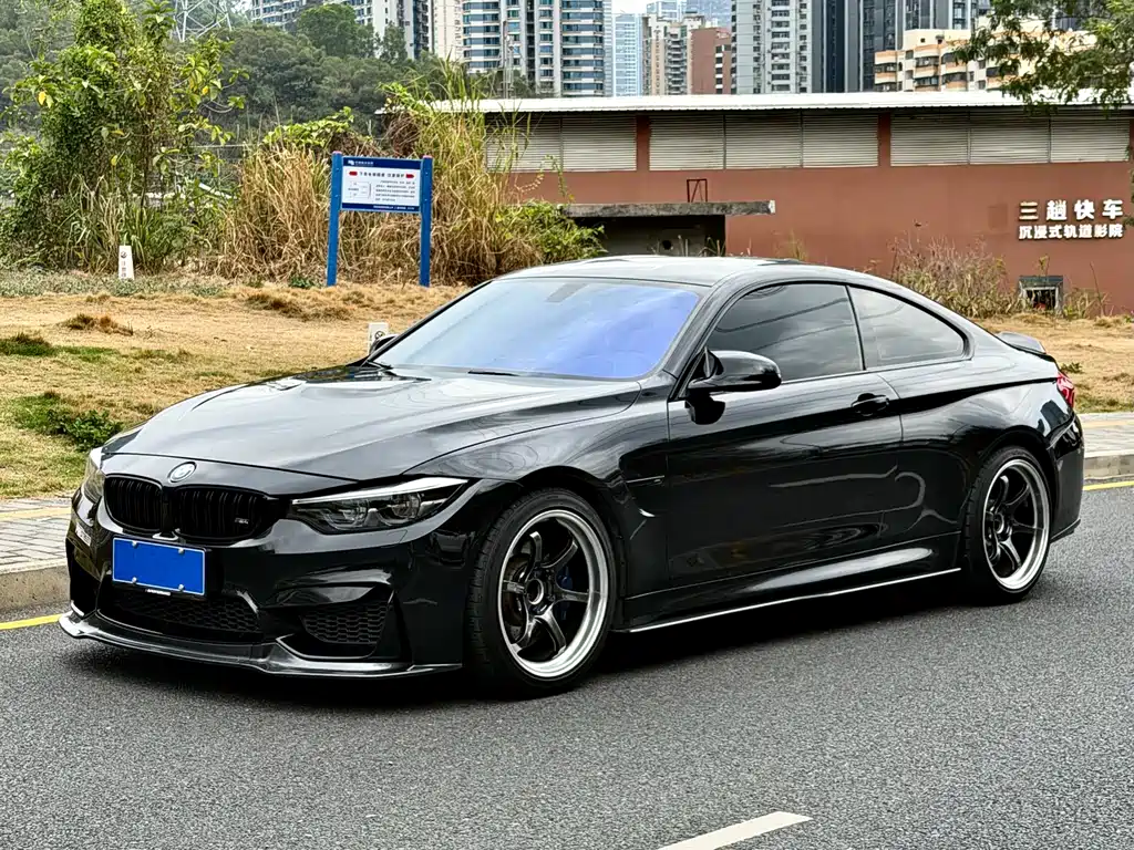 BMW M4 2019