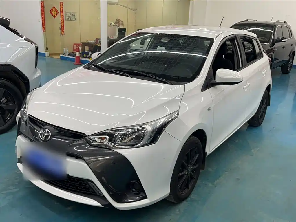 Toyota Yaris L 2019