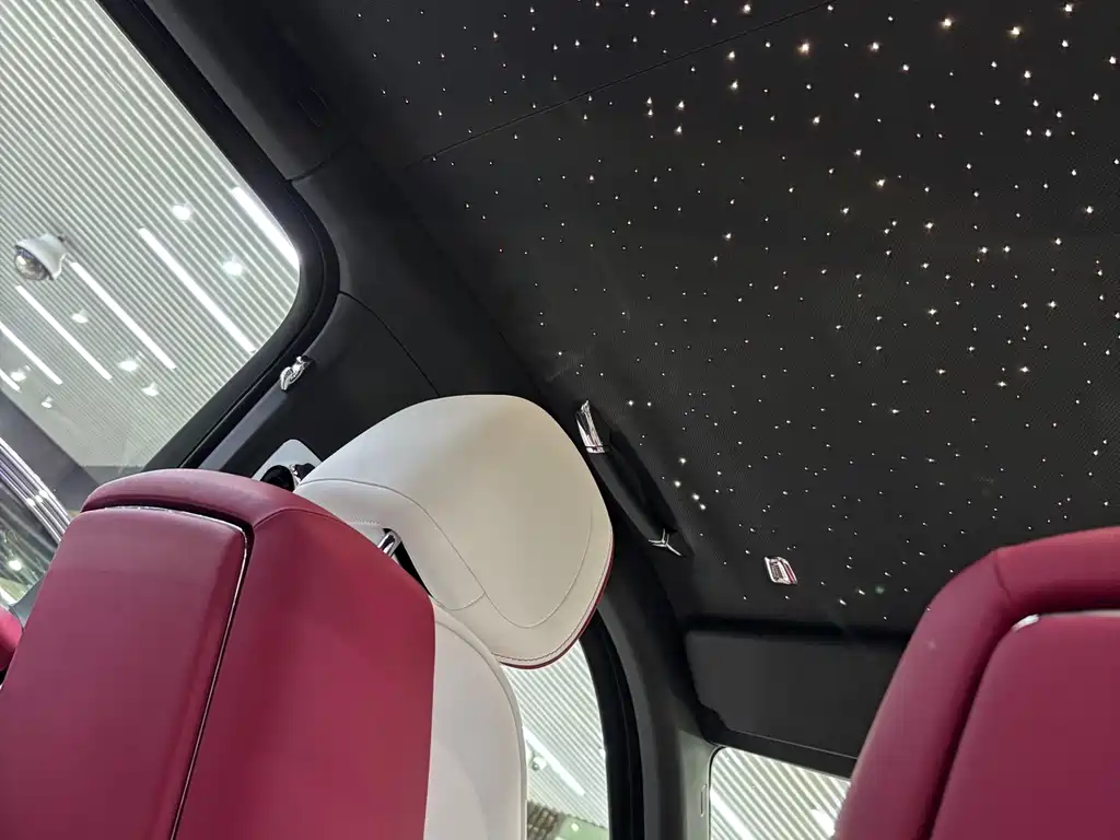 Rolls-Royce Cullinan 2025 Black Badge