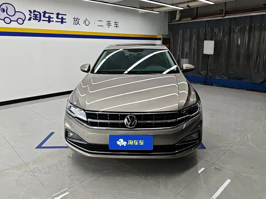 Volkswagen Bora — миниатюра 2
