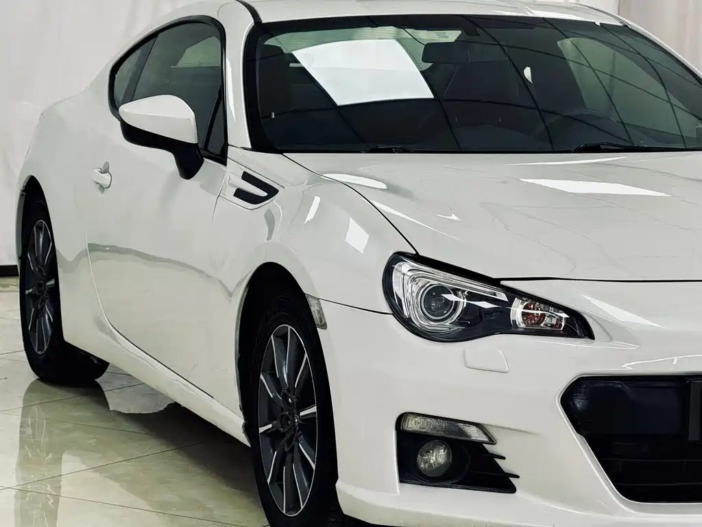 Subaru BRZ — миниатюра 7