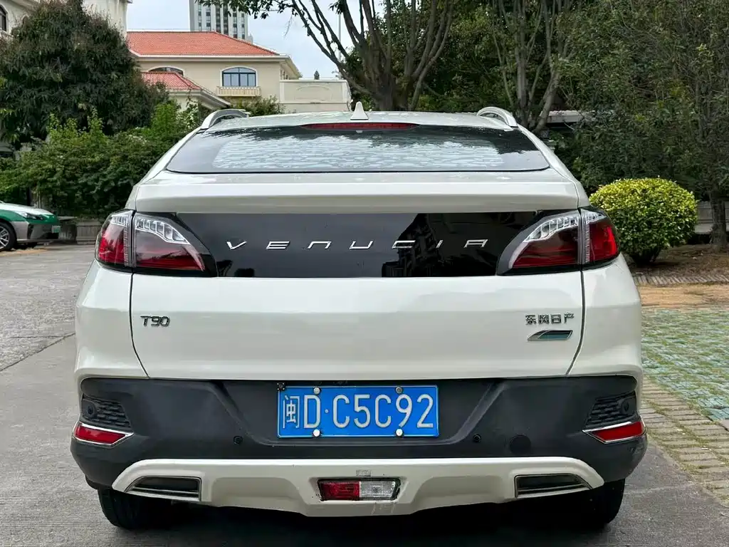 Venucia T90 — миниатюра 8