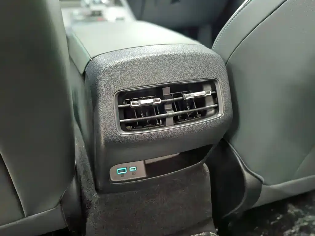 BYD Qin Plus PLUS 2025 DM-i Smart Drive 120KM