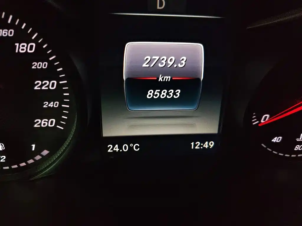 Mercedes-Benz V-Class — миниатюра 13