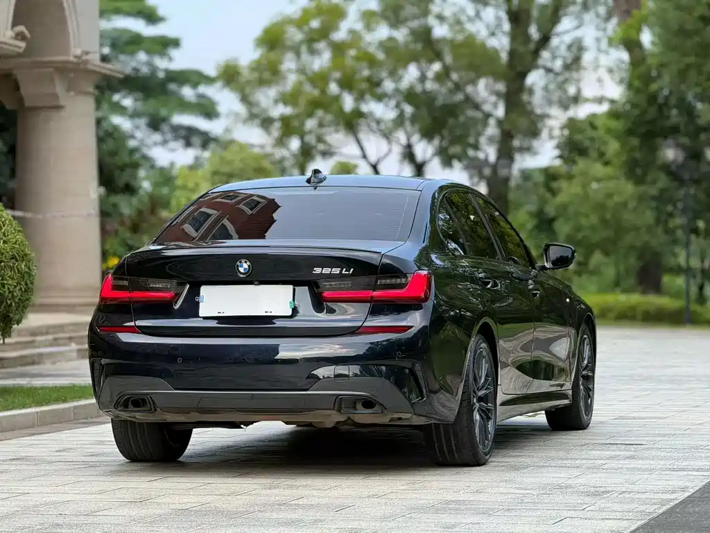 BMW 3 Series — миниатюра 7