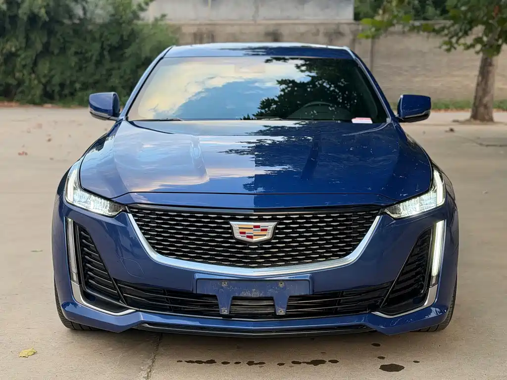 Cadillac CT5 — миниатюра 2