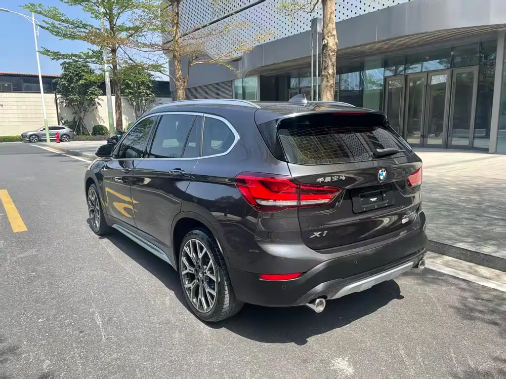 BMW X1 2021 xDrive25Li Premium